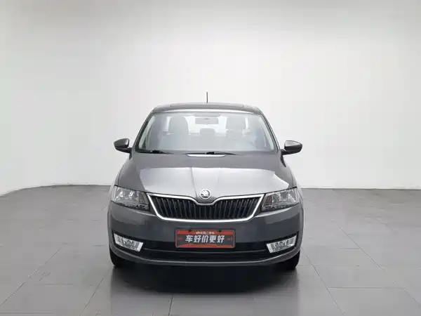 Skoda Rapid 2013