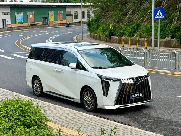 GAC Trumpchi M8 2023