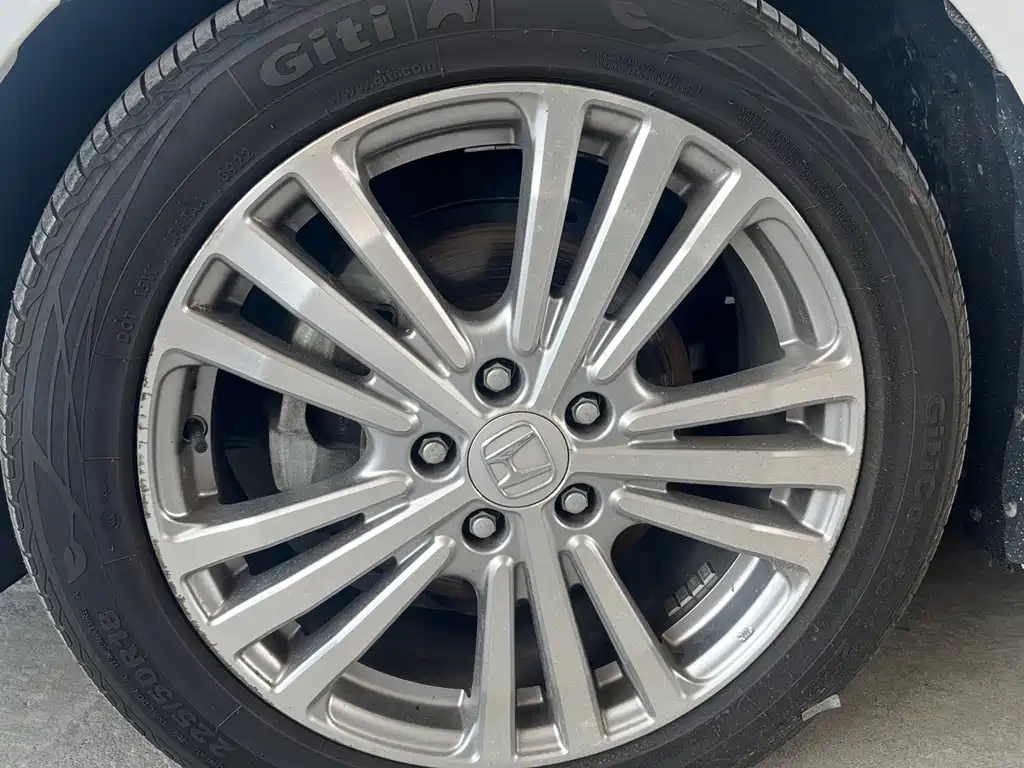 Honda Elysion 2018 — фото 22