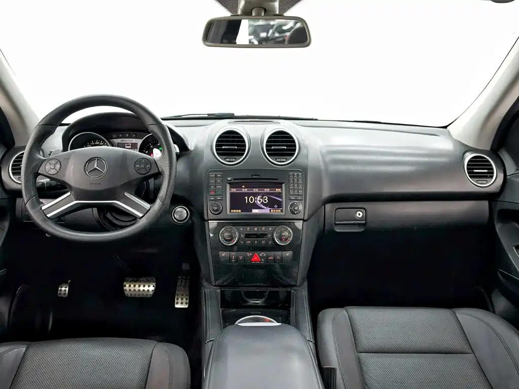 Mercedes-Benz M-Class AMG 2010 — фото 12