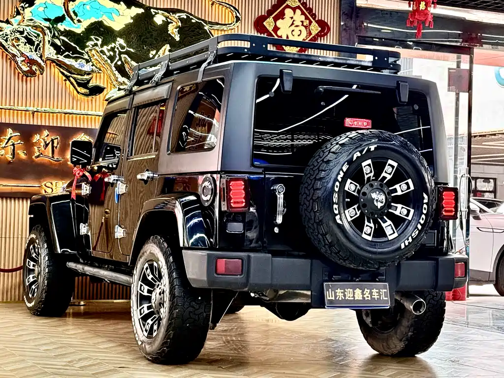 Jeep Wrangler 2013 — фото 20