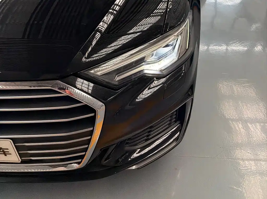 Audi A6L 2022 — фото 10