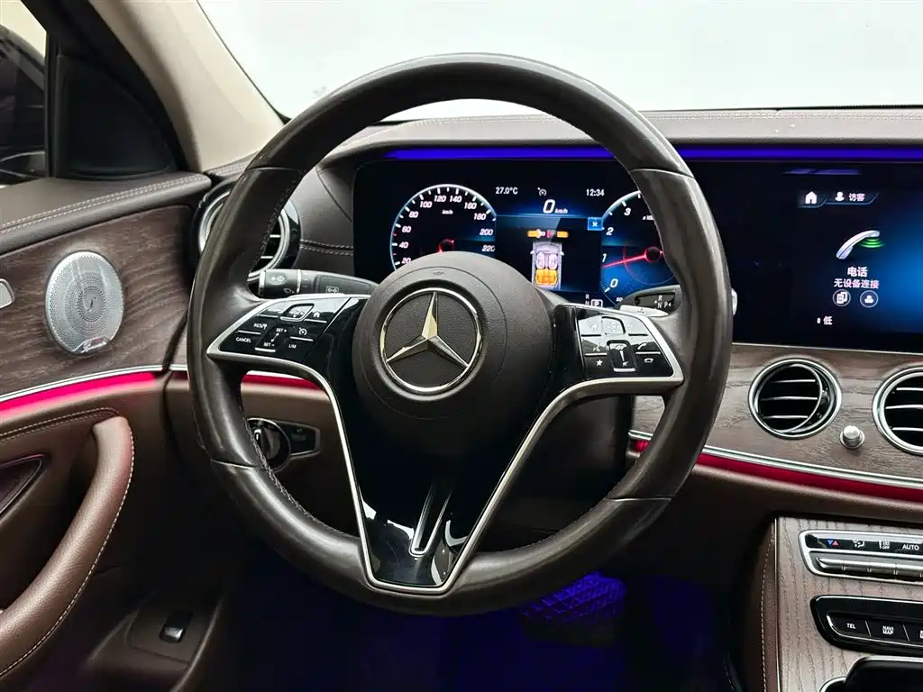 Mercedes-Benz E-Class 2021 — фото 12