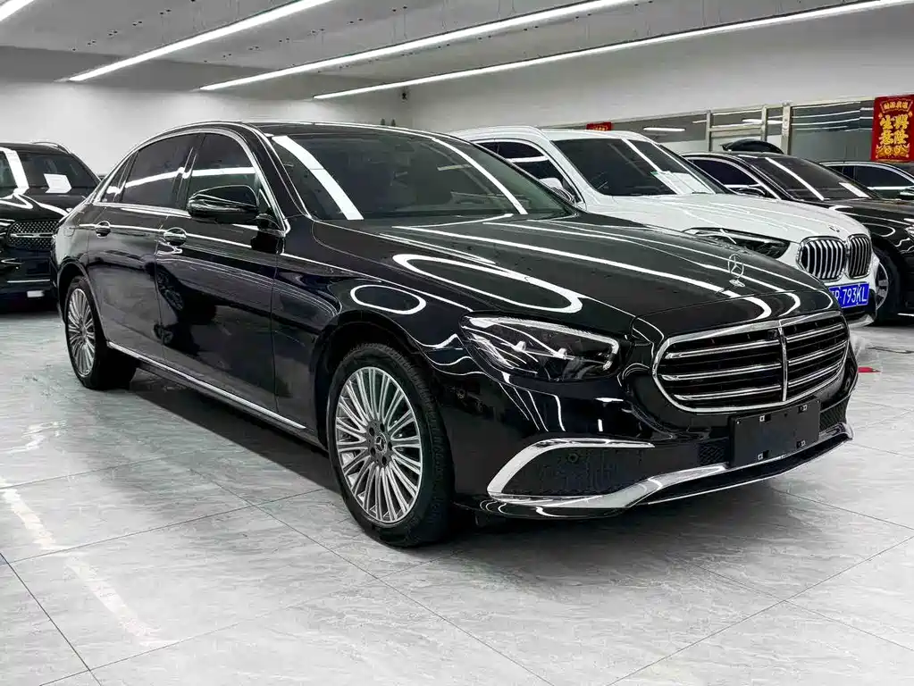 Mercedes-Benz E-Class 2023