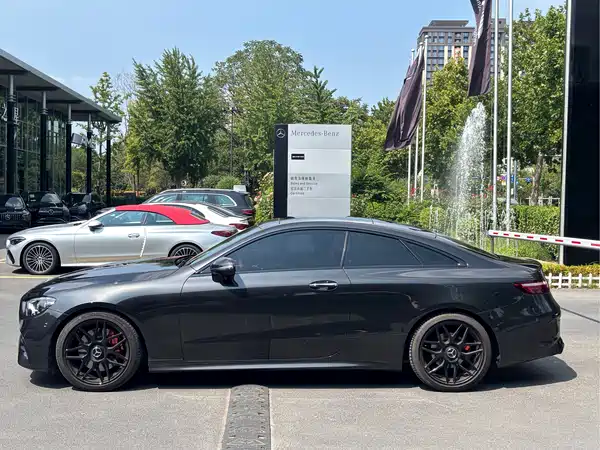 Mercedes-Benz E-Class 2023
