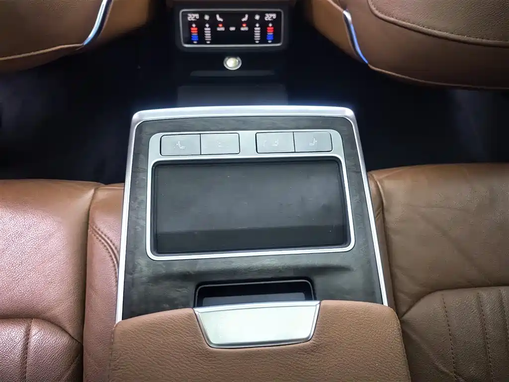 Audi A6L 2021 — фото 26