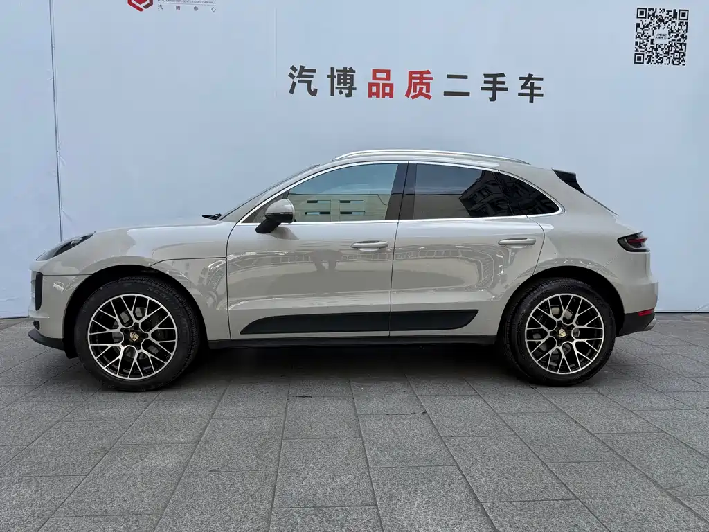 Porsche Macan 2020 — фото 14