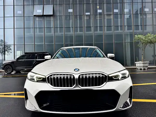 BMW 3 Series 2024