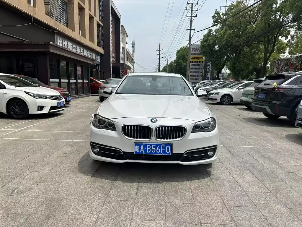 BMW 5 Series 2015 — фото 2