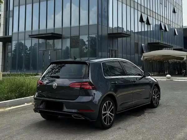 Volkswagen Golf 2020