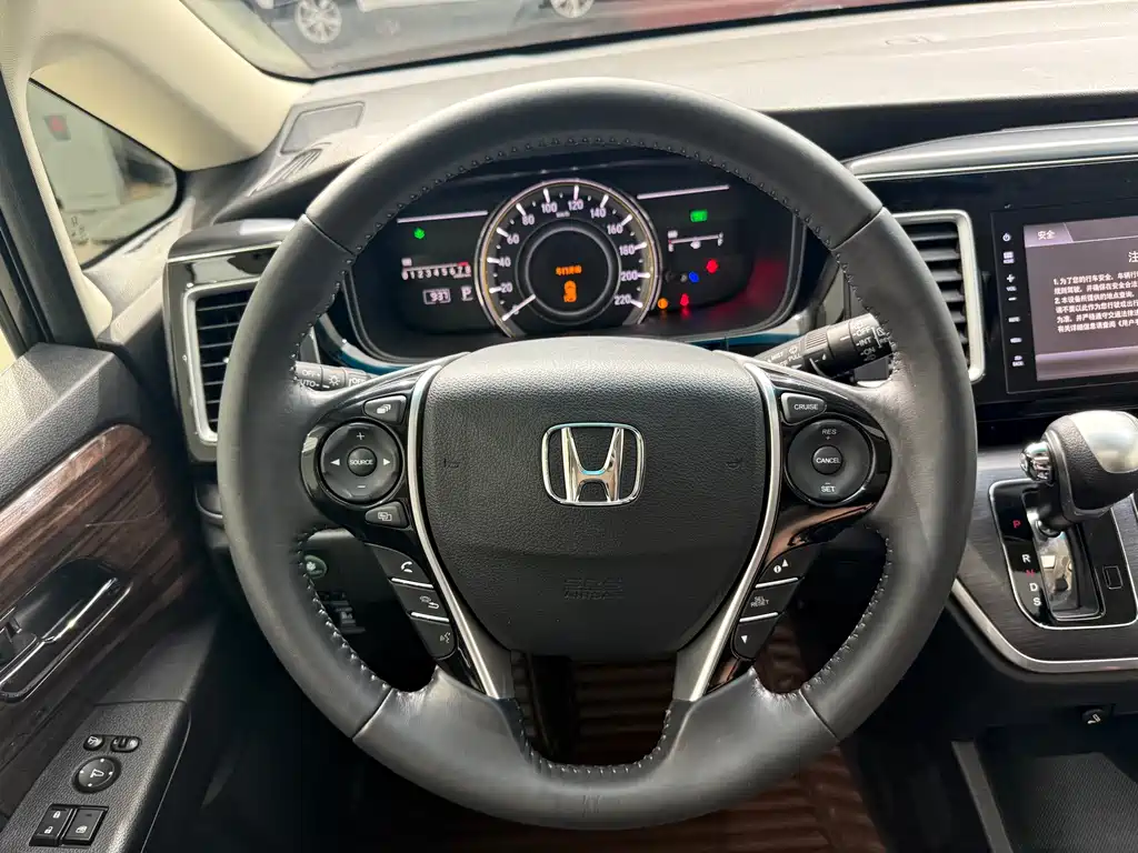 Honda Elysion 2020 — фото 13