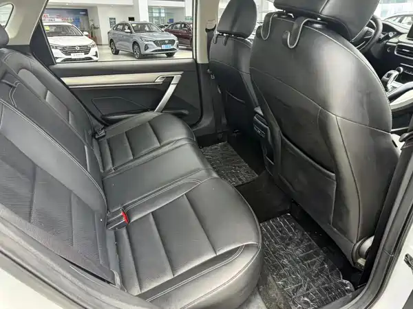 Geely Binyue 2019
