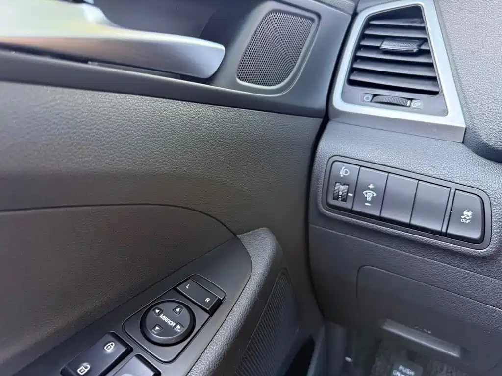 Hyundai Tucson 2019 — фото 14