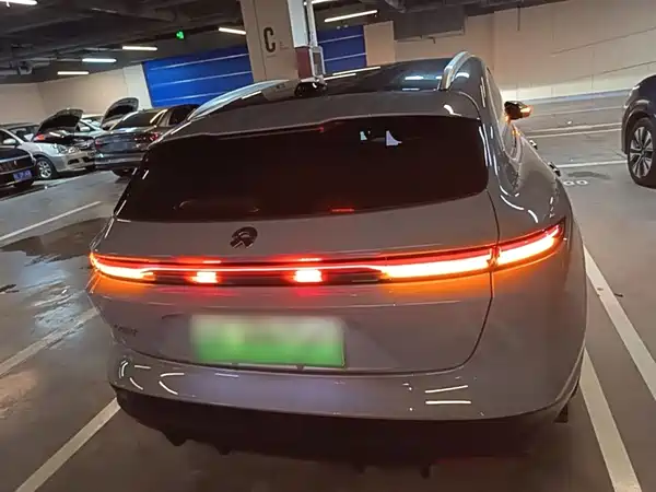 NIO ET5T 2024