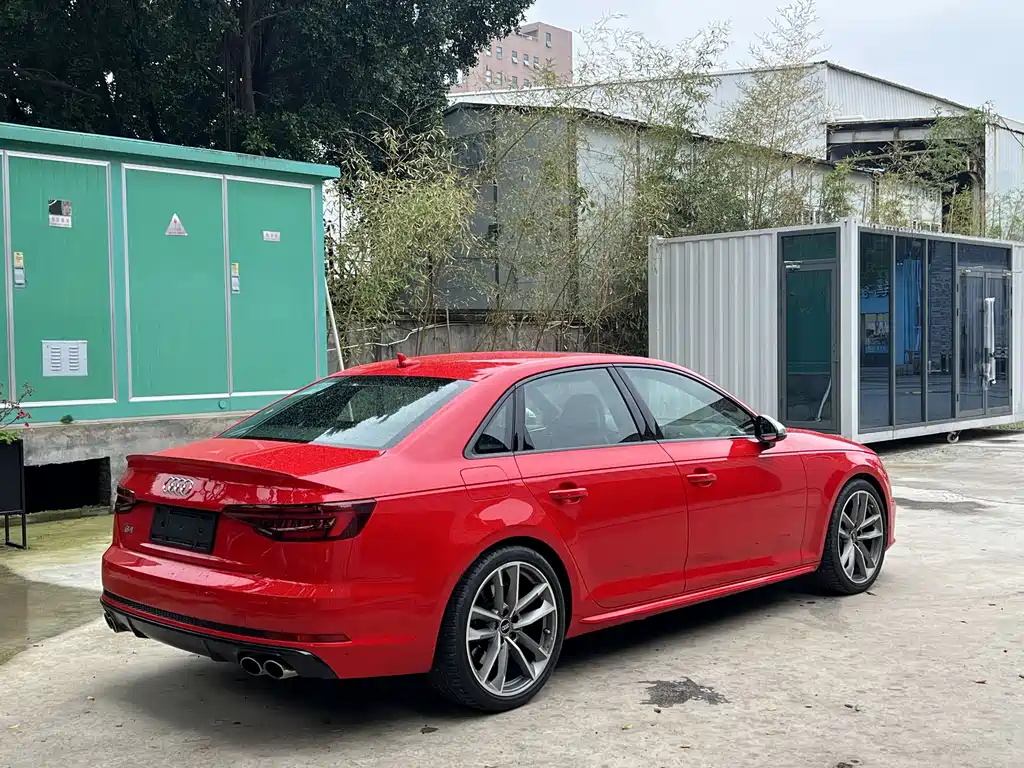 Audi S4 2019 — фото 9
