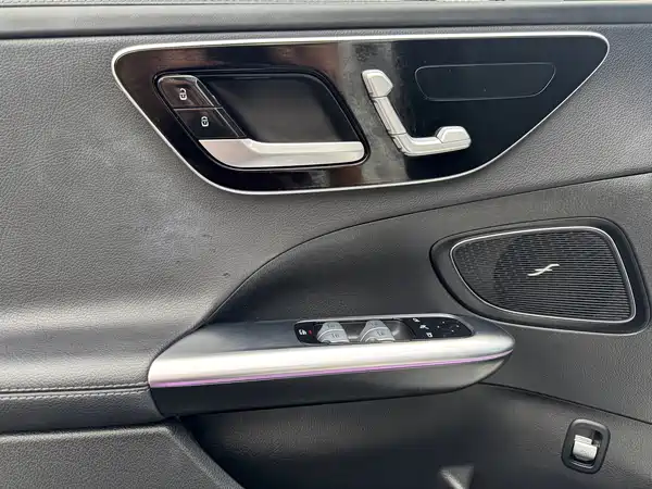 Mercedes-Benz C-Class 2021