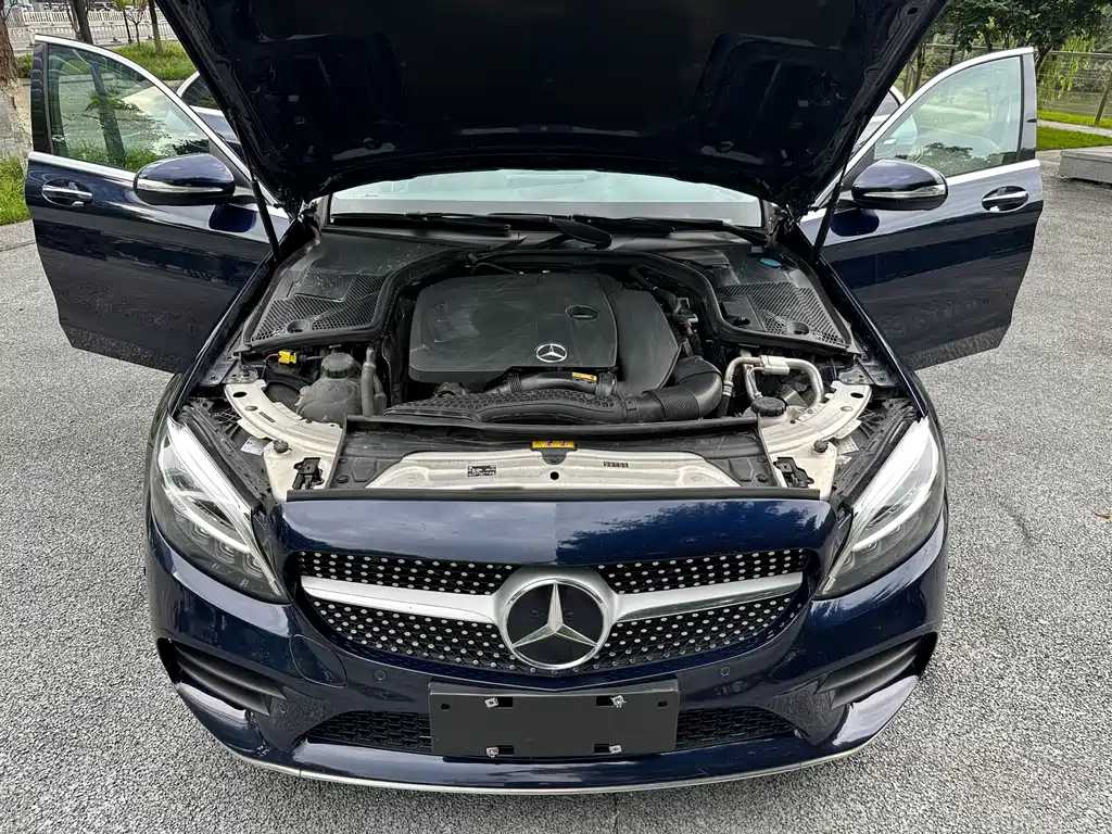 Mercedes-Benz C-Class 2019 — фото 18