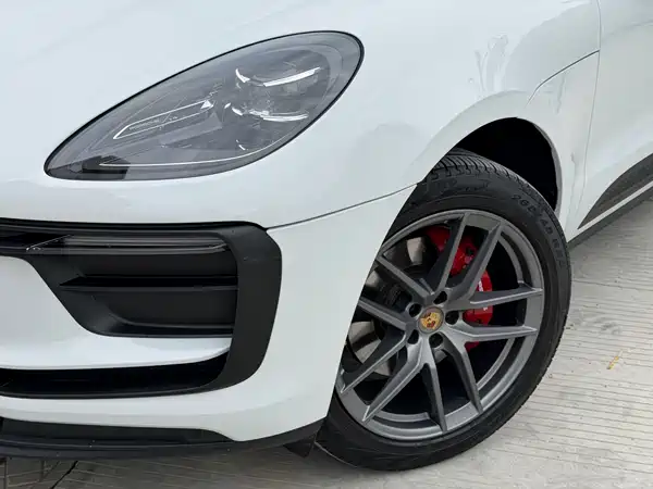 Porsche Macan 2023