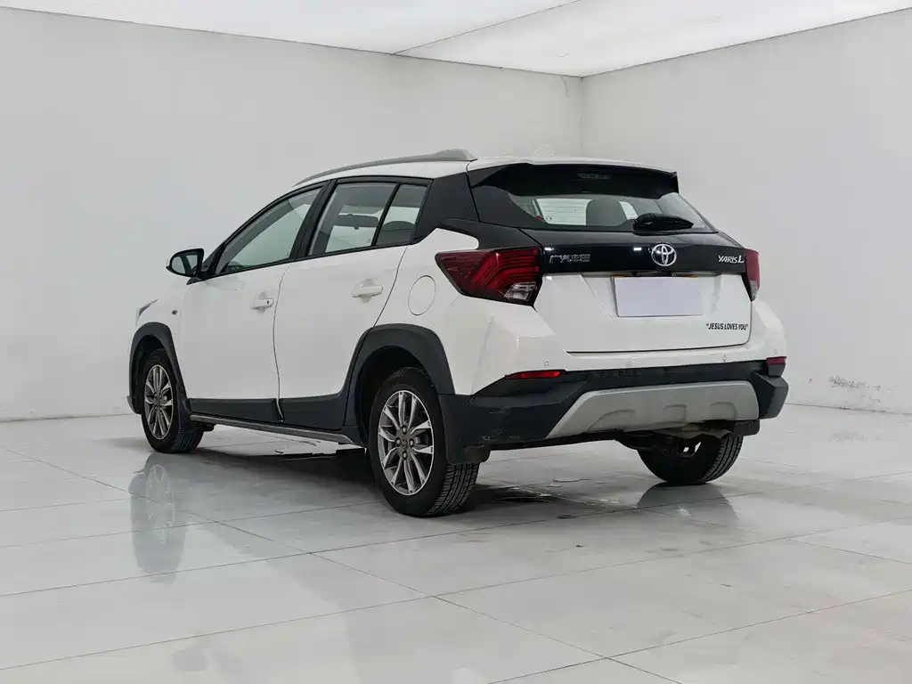 Toyota Yaris L 2020
