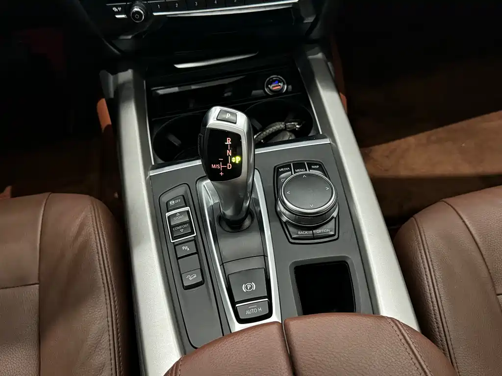 BMW X5 2018 — фото 15