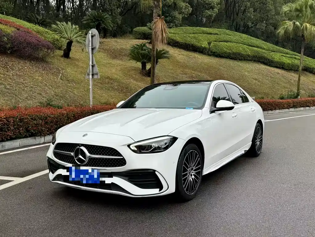 Mercedes-Benz C-Class 2023 — фото 1
