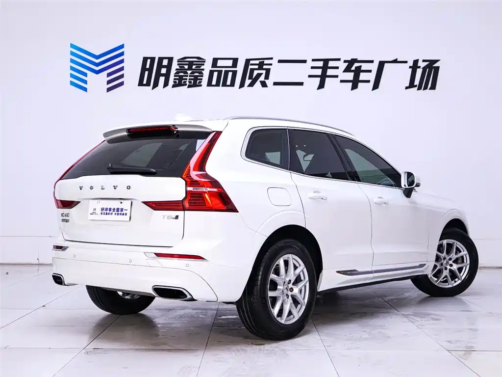 Volvo XC60 2020 — фото 7