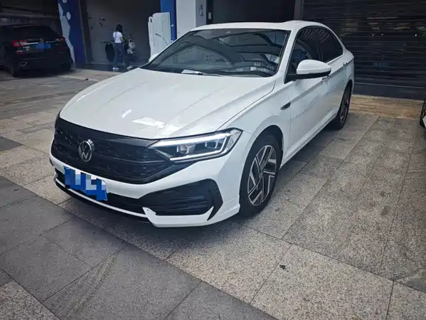 Volkswagen Sagitar 2025