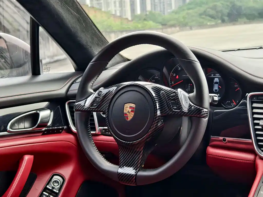 Porsche Panamera 2015 — фото 12