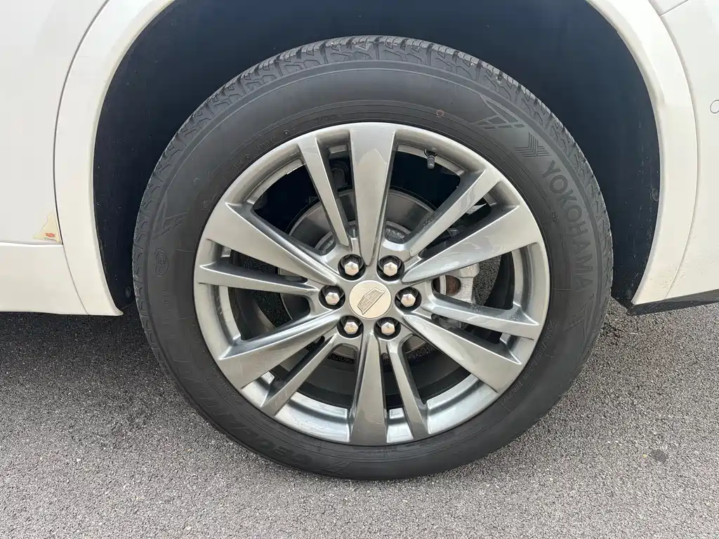 Cadillac XT6 2019 — фото 12