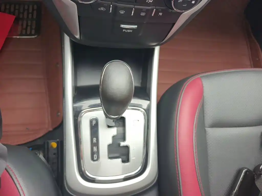 Changan Eado XT 2014 — фото 14