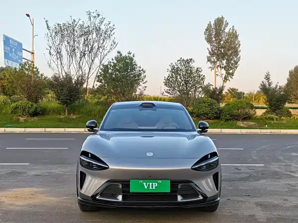 Xiaomi YU7 2025