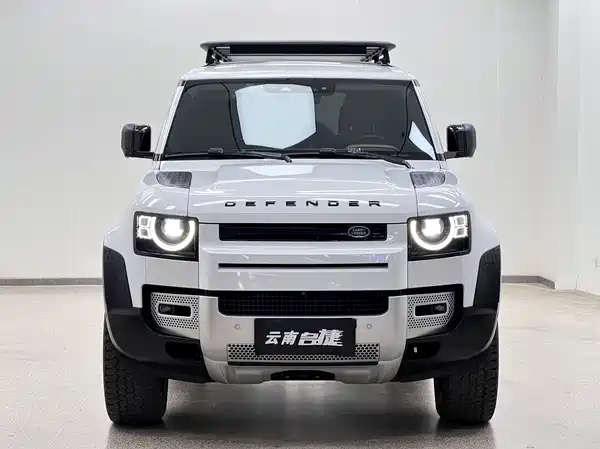Land Rover Defender 2023