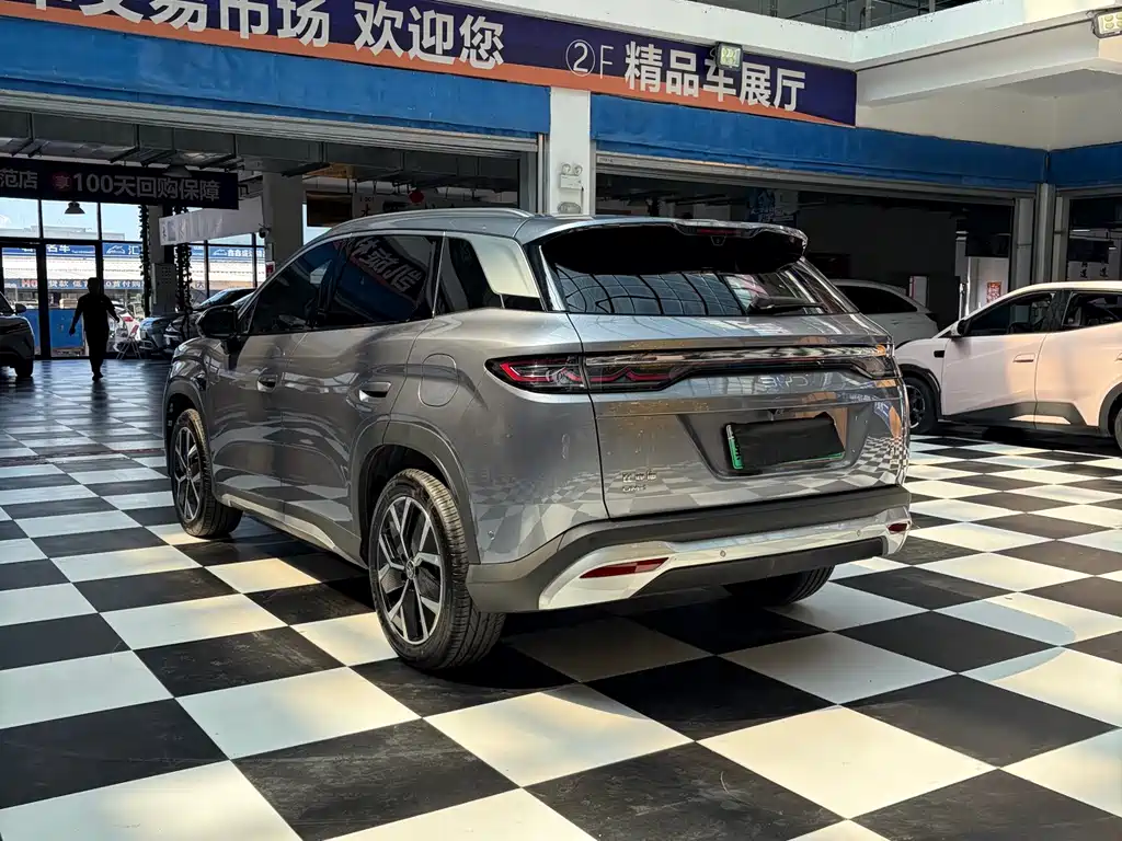 BYD Song L DM-i 2026 — фото 6