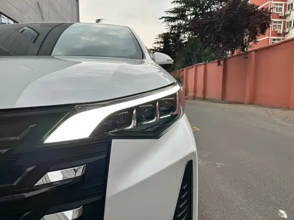 GAC Trumpchi M6 2022