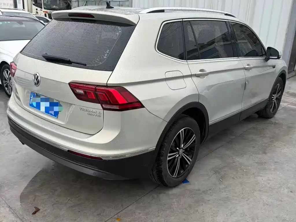 Volkswagen Tiguan L 2019 — фото 6
