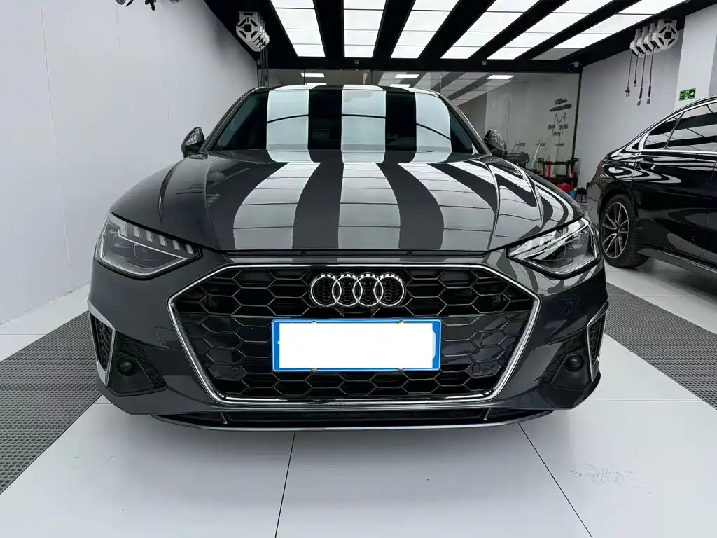 Audi A4L 2021 — фото 2