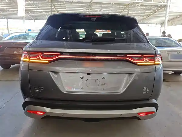 BYD Song L DM-i 2025