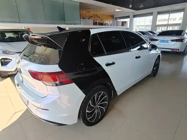 Volkswagen Golf 2022