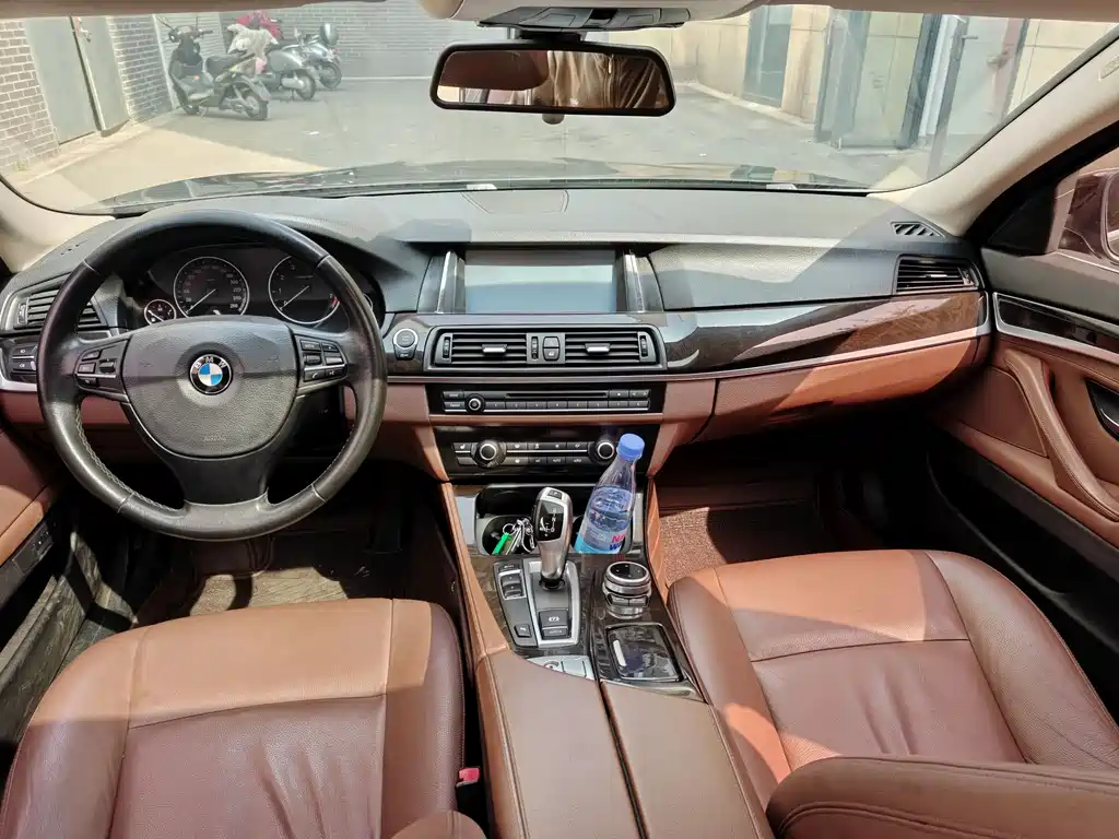 BMW 5 Series 2014 — фото 6