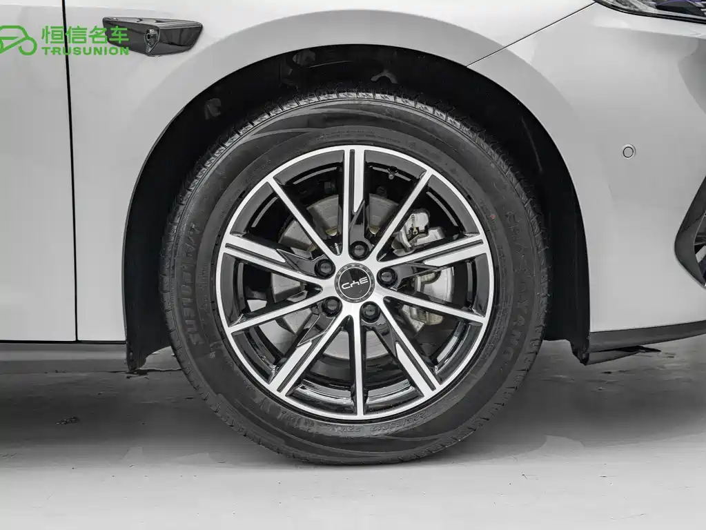 BYD Seal 06 2025 — фото 11
