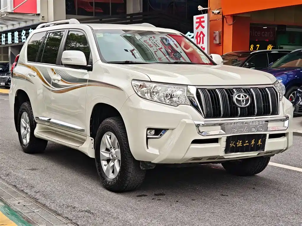 Toyota Prado 2019 — фото 3