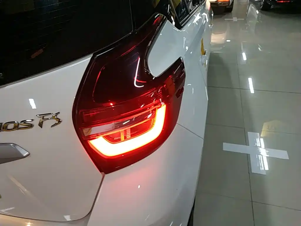 Toyota Vios FS 2023 — фото 8