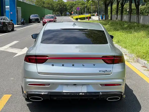 Geely Xingrui 2022