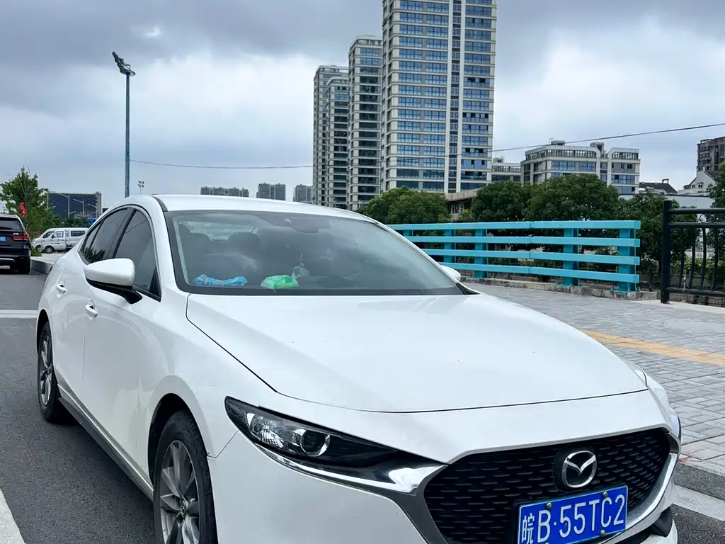 Mazda 3 Angkesela 2022