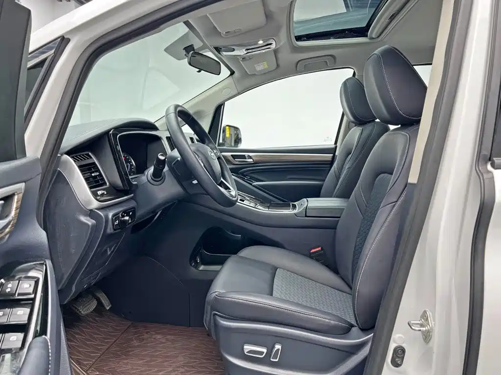 GAC Trumpchi M8 2024 — фото 15