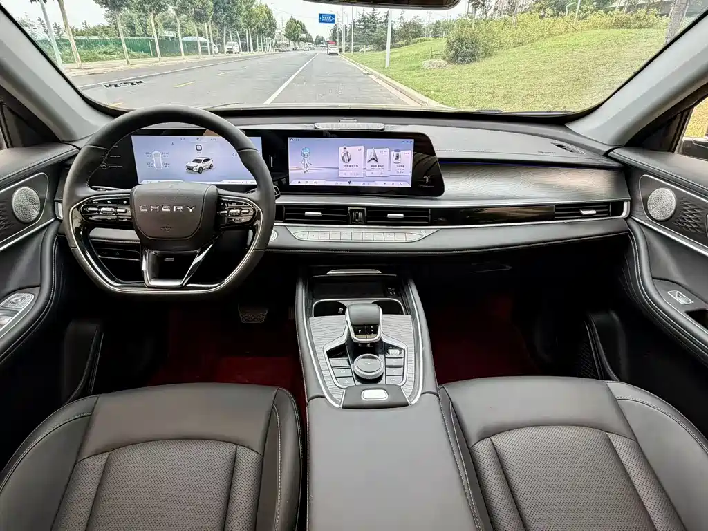 Chery Tiggo 8 PRO 2025