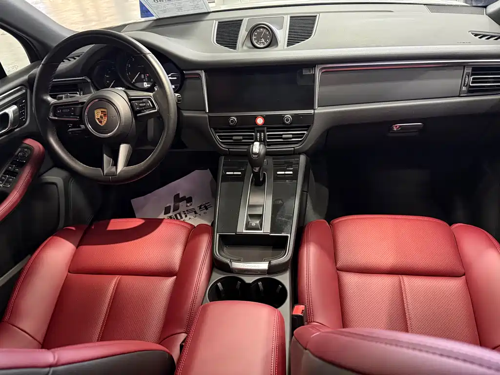 Porsche Macan 2022 — фото 12