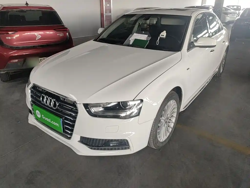 Audi A4L 2016