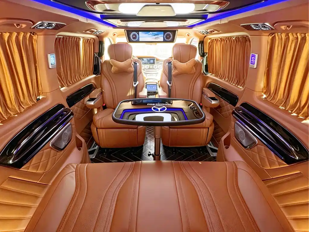 Mercedes-Benz Vito 2023 — фото 10