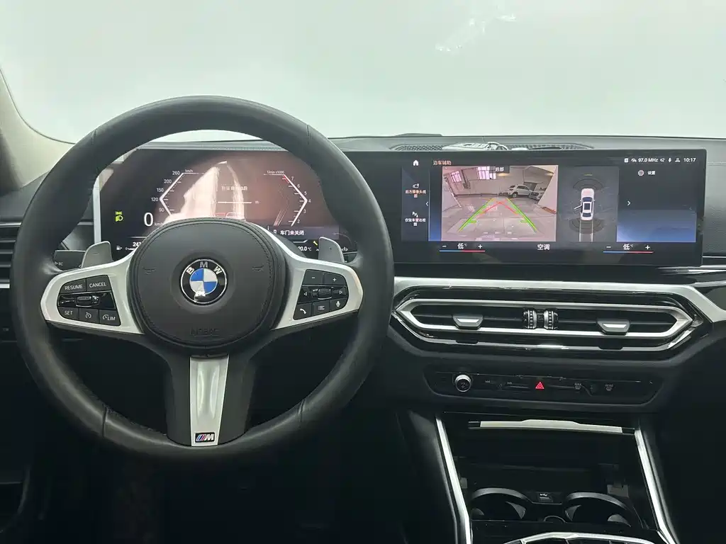 BMW 3 Series 2023 — фото 11